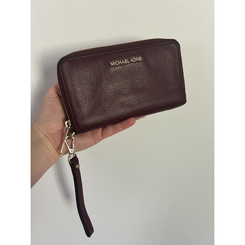 Michael Kors Jet Set Travel Multifunction Flat Large Phone Case Wallet